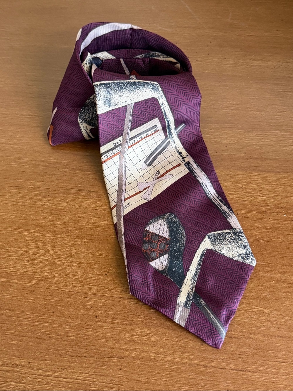 Vintage 90s Men's 100% Silk Novelty Necktie Golf Motif USA Retro Grandpacore